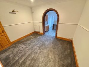 Photo 6- click for photo gallery